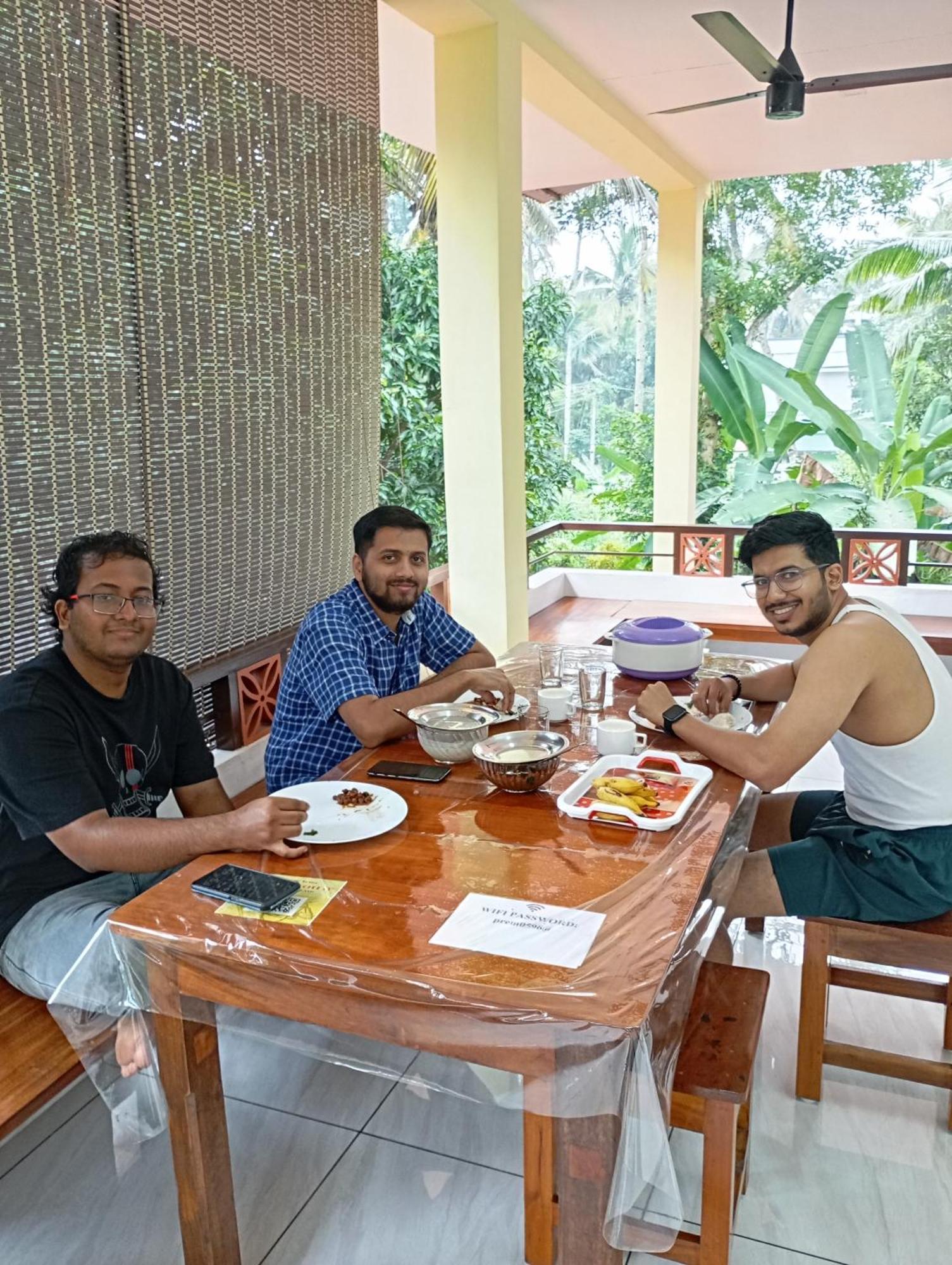 Munroe Vision Panakkattu Homestay Mundrothuruth Экстерьер фото